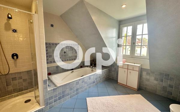 Maison à vendre    6 pièces •  Sainte-Geneviève-des-Bois