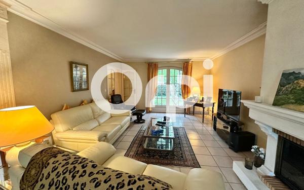 Maison à vendre    6 pièces •  Sainte-Geneviève-des-Bois