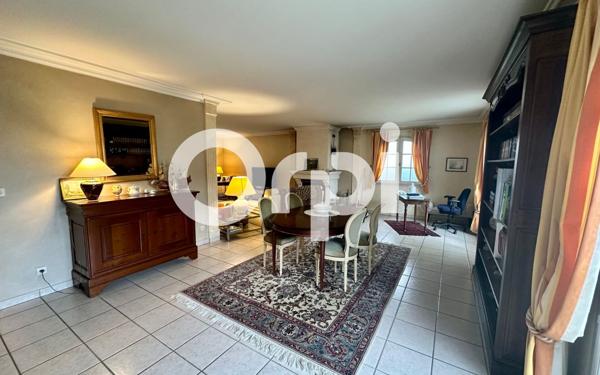 Maison à vendre    6 pièces •  Sainte-Geneviève-des-Bois