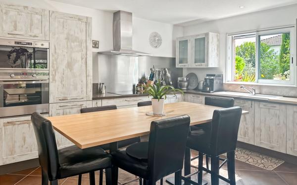 Maison à vendre    4 pièces • 127,40 m2 Portes-lès-Valence