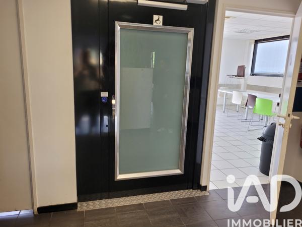 Murs commerciaux  à vendre 753 m² Saint-Symphorien-sur-Coise
