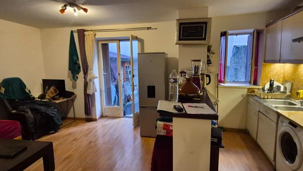 Immeuble de rapport à Narbonne de 7 lots entièrement loués.