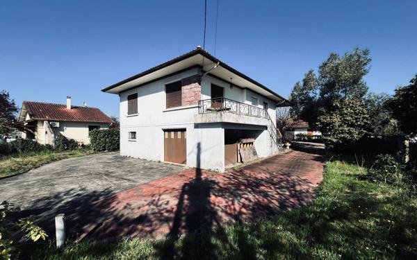 Maison à vendre    7 pièces •  Parentis-en-Born