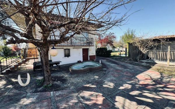 Maison à vendre    7 pièces •  Parentis-en-Born