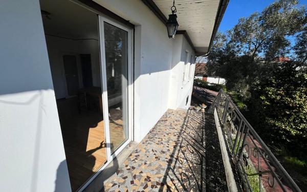 Maison à vendre    7 pièces •  Parentis-en-Born