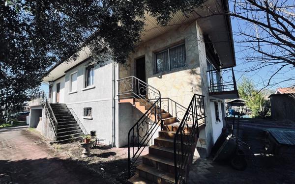 Maison à vendre    7 pièces •  Parentis-en-Born