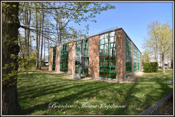 A vendre - Ensemble immobilier de bureaux à fort potentiel – Montlhéry (Essonne) 91