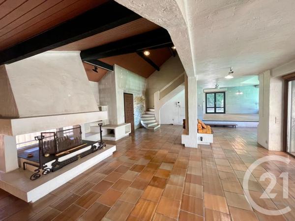 Maison à vendre  8 pièces - 249 m 2   TARBES  - 65