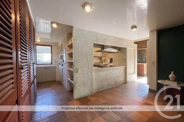 Maison à vendre  8 pièces - 249 m 2   TARBES  - 65