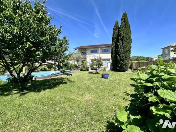 Maison individuelle 4 Chambres, piscine et garage