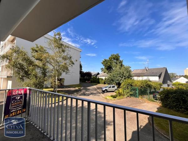 Appartement à louer 2 pièces 51.04m² Laval (53000)