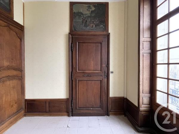 Appartement F4 à vendre  6 pièces - 158 m2 GUISE - 02