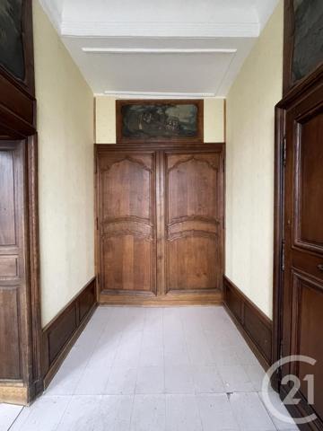 Appartement F4 à vendre  6 pièces - 158 m2 GUISE - 02
