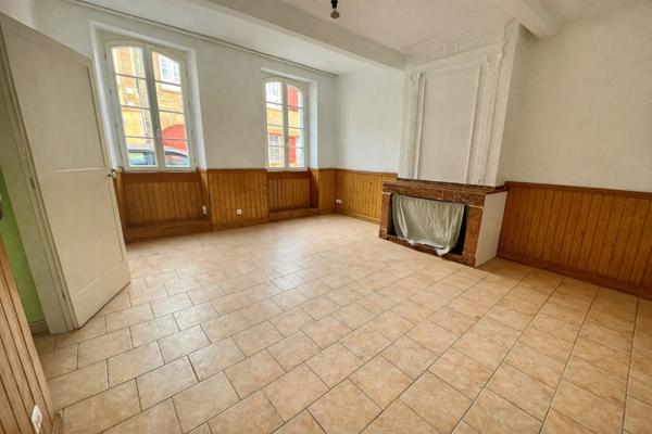 Studio de 30m² en rez-de-chaussée L'Isle-Jourdain centre