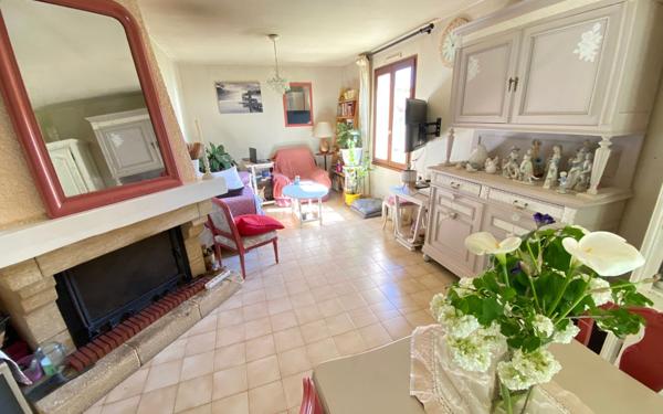 Maison à vendre    4 pièces •  Villemade