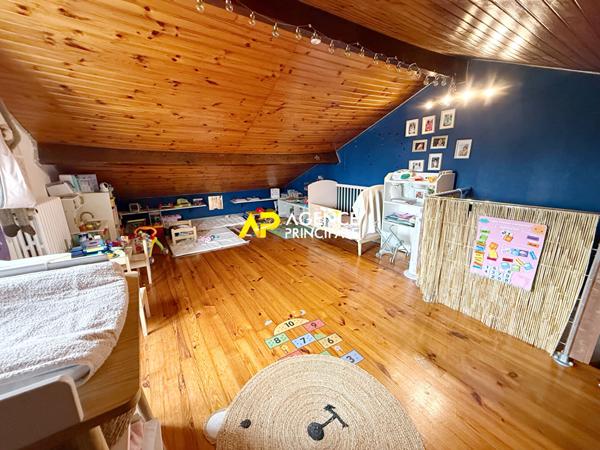 Maison indépendante Argenteuil 4 pièces 3 chambres 70 m2 160 m² de terrain €249 900 ** - Référence 4433