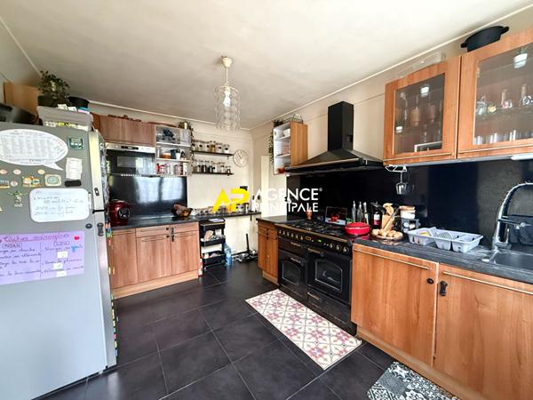 Maison indépendante Argenteuil 4 pièces 3 chambres 70 m2 160 m² de terrain €249 900 ** - Référence 4433