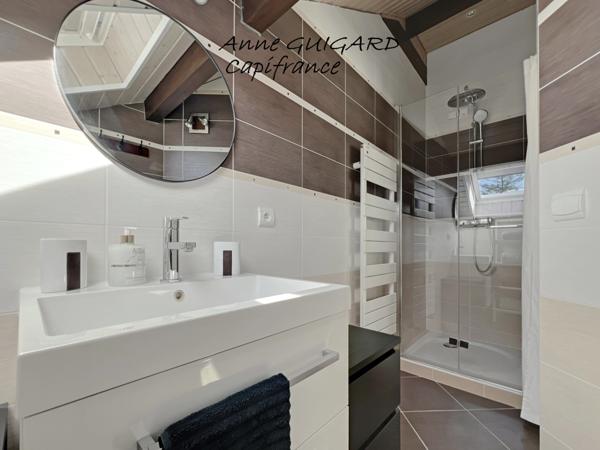 ARCHAMPS (74) - Maison contemporaine 6 pièces avec vue panoramique