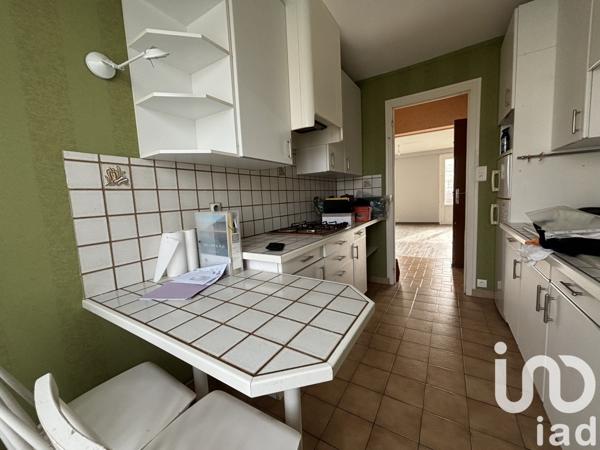 Appartement 3 pièces de 75 m² à La Rochelle (17000)
