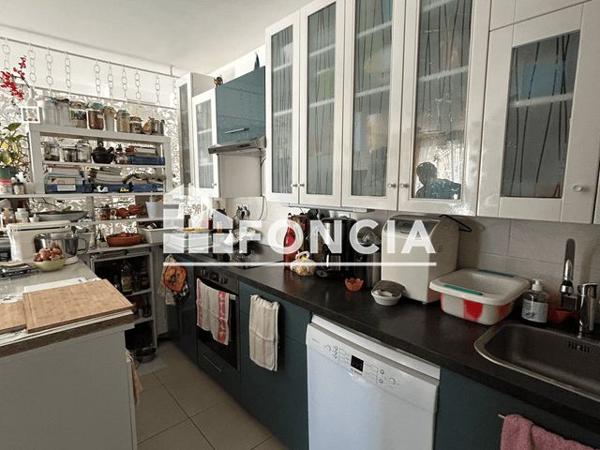 À vendre Appartement 3 pièces 60 m² - Marseille 13008