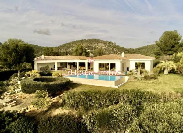 Maison à vendre 12 pièces de 330 m²