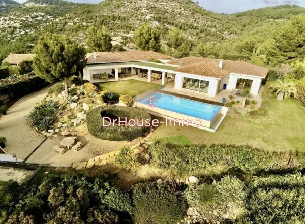 Maison à vendre 12 pièces de 330 m²