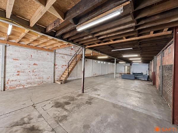 Local professionnel 500m2 sur 2 niveaux