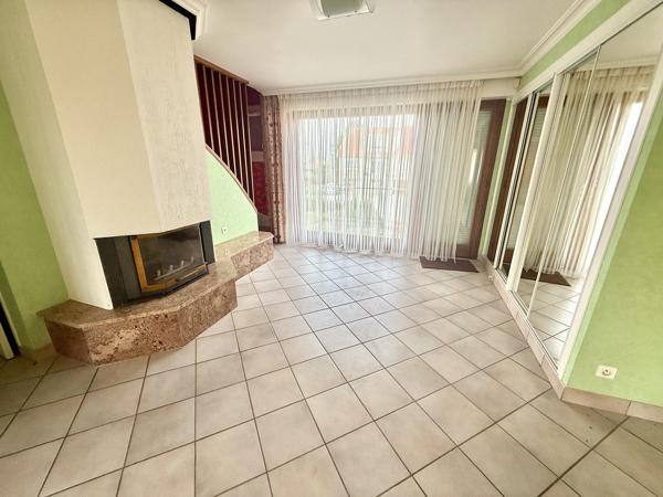 Maison dans Saint-Remy-sur-Bussy