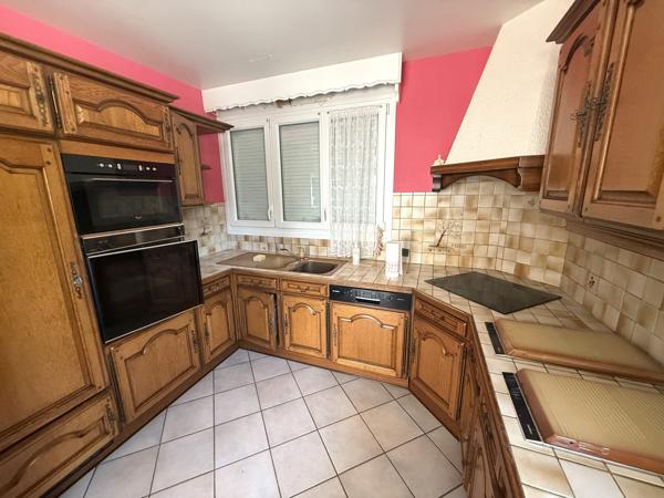 Maison dans Saint-Remy-sur-Bussy