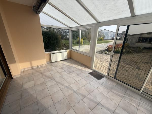 Maison dans Saint-Remy-sur-Bussy