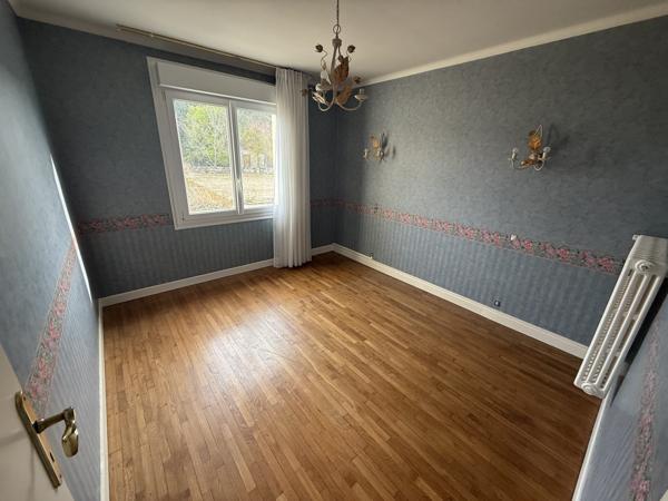 Maison dans Saint-Remy-sur-Bussy