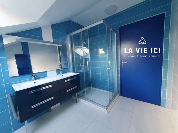 Maison 5 chambres avec piscine intérieure proche des plages