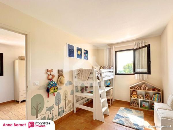 Appartement 3 pièces 41 m2, terrasse, garage, parking privatif, piscine