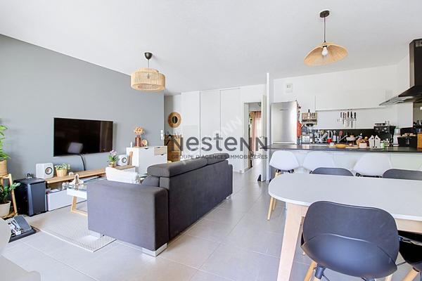 Bel appartement contemporain à Vitrolles dans résidence récente et sécurisée 65,28 m2
