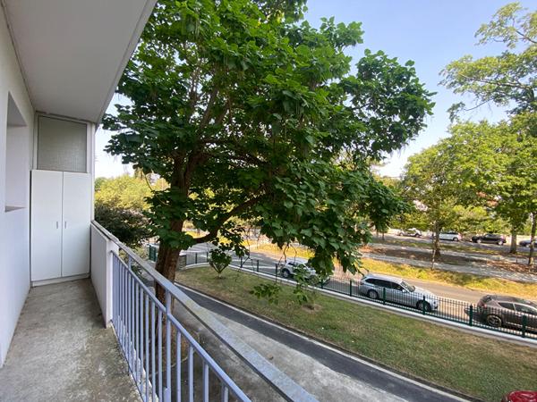 Pau - Allée de Morlaàs - Bel appartement T3 de 67 m² avec balcon et cave