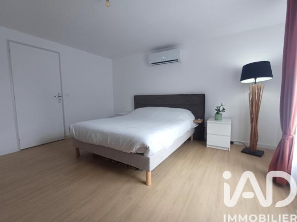 Maison à vendre 5 pièces 137 m² Saint-Claude-de-Diray