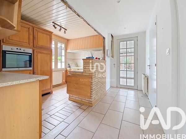 Maison à vendre 5 pièces 104 m² Saint-Quentin-la-Motte-Croix-au-Bailly