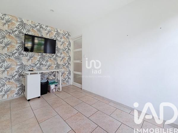 Maison à vendre 5 pièces 104 m² Saint-Quentin-la-Motte-Croix-au-Bailly