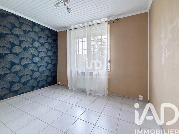 Maison à vendre 5 pièces 104 m² Saint-Quentin-la-Motte-Croix-au-Bailly