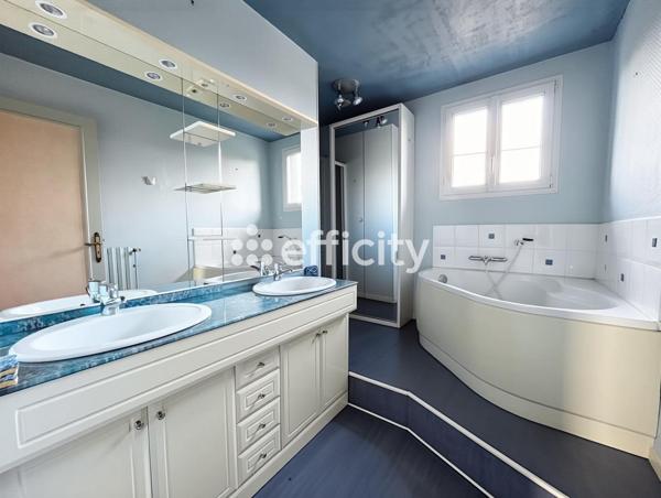 Maison 7 pièces - 188 m² Exclusivité efficity