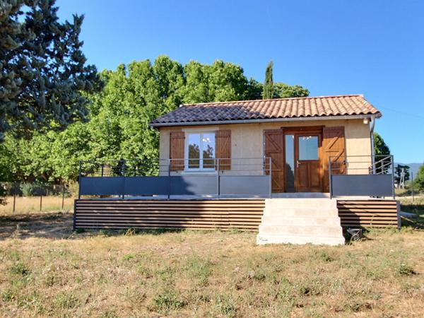 A louer-Maison individuelle T2  avec jardin - Apt - secteur Plan d'eau - entièrement rénovée
