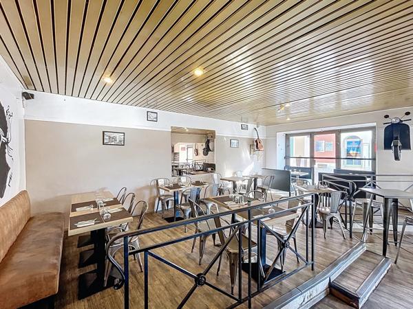 RESTAURANT - BAR - GLACIER