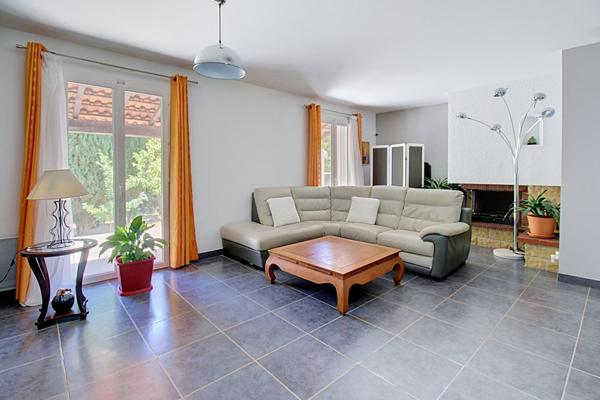 A VENDRE EN EXCLUSIVITE - Maison d'environ 75m2 à VIDAUBAN