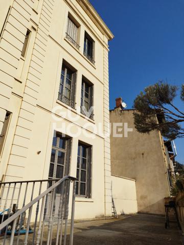 Belle bâtisse à découvrir