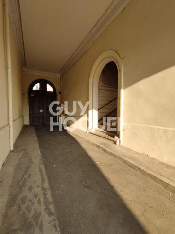 Belle bâtisse à découvrir