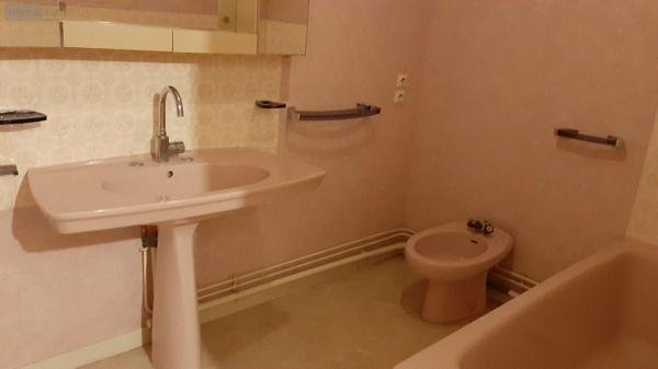 Appartement à vendre à Rennes en Ille-et-Vilaine (35000), ref : 010/2216   
Sud