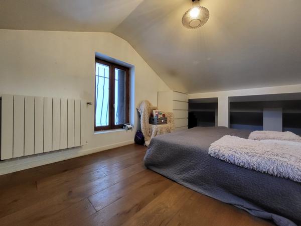 Maison de ville - calme et bien située