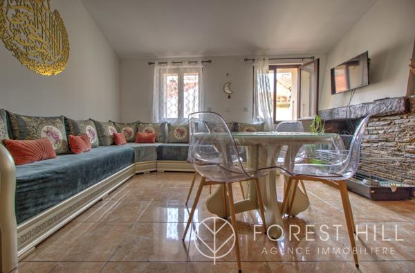 Céret (66400) Immeubles avec deux appartements et garage