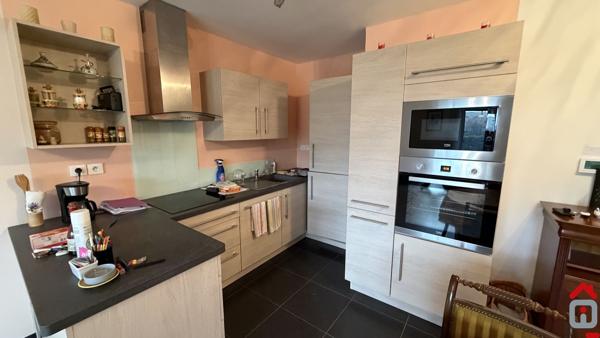 FACHES THUMESNIL, T3 rez de jardin, 66m² habitables avec garage.