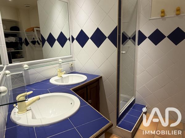 Appartement à vendre 4 pièces 148 m² Nîmes